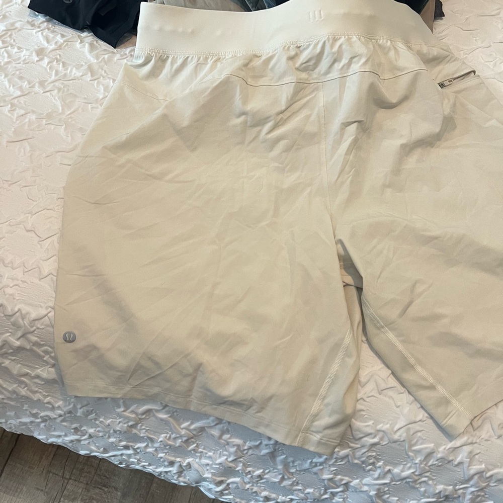 Men’s Lululemon Pacebreaker Shorts